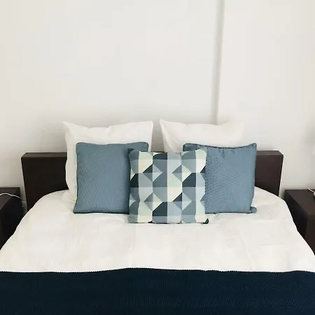 Appartement Two Bed, Sea View, Les Jardins, Parking Optional *